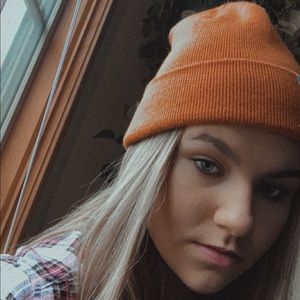 Meet your Posher, Randi